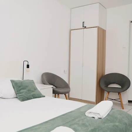 Saska Kepa Luxe Apartmán *